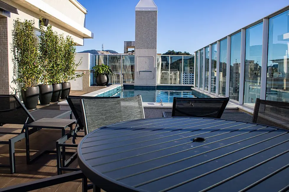 Foto 1 de Apartamento com 2 quartos à venda, 70m2 em Itapema - SC