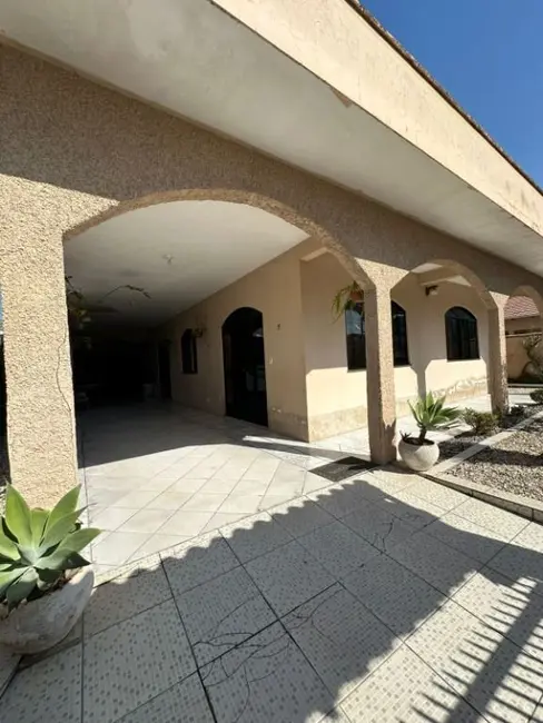 Foto 2 de Casa com 5 quartos à venda, 300m2 em Centro, Navegantes - SC