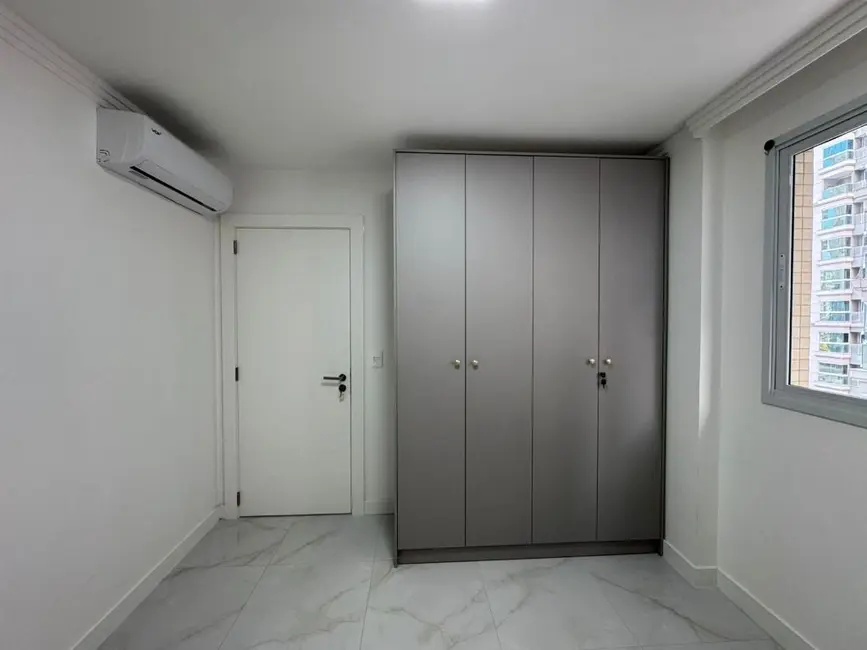 Foto 6 de Apartamento com 2 quartos à venda, 70m2 em Itapema - SC