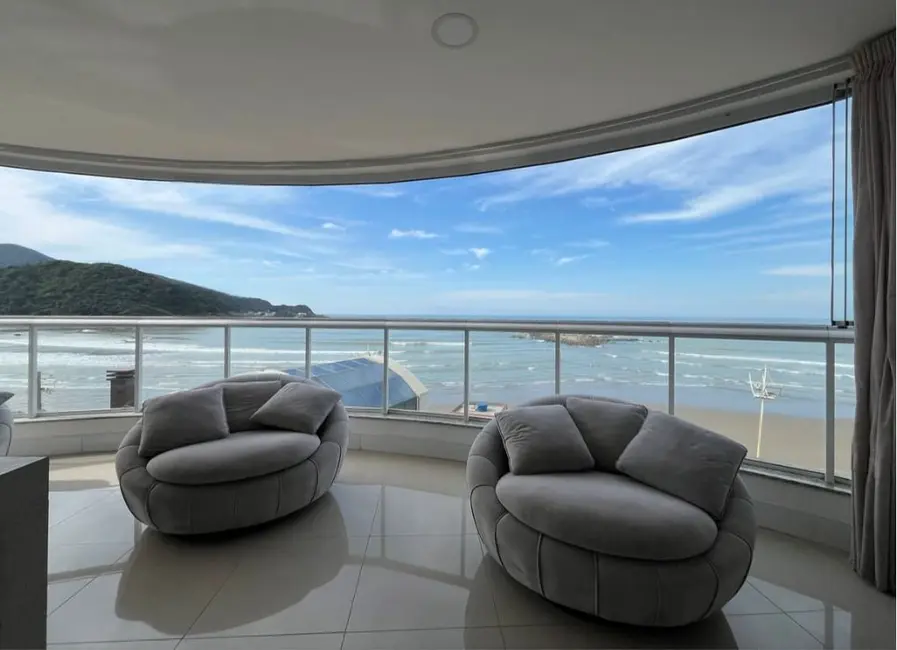 Foto 1 de Apartamento com 3 quartos à venda, 157m2 em Gravatá, Navegantes - SC