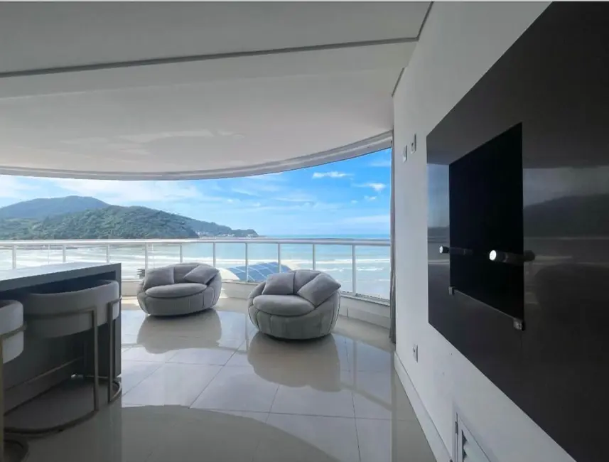 Foto 9 de Apartamento com 3 quartos à venda, 157m2 em Gravatá, Navegantes - SC