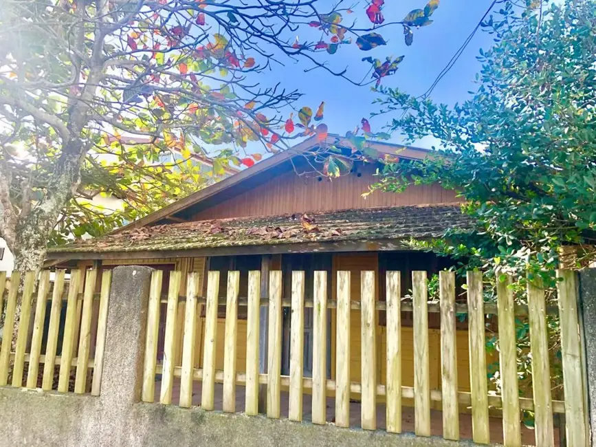 Foto 1 de Terreno / Lote à venda, 293m2 em Gravatá, Navegantes - SC