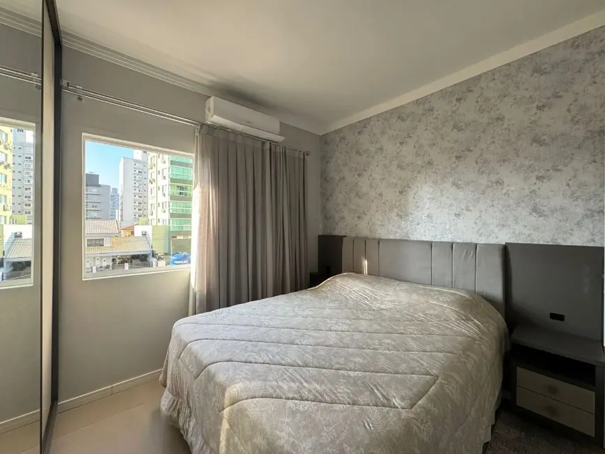 Foto 6 de Apartamento com 3 quartos à venda, 95m2 em Gravatá, Navegantes - SC