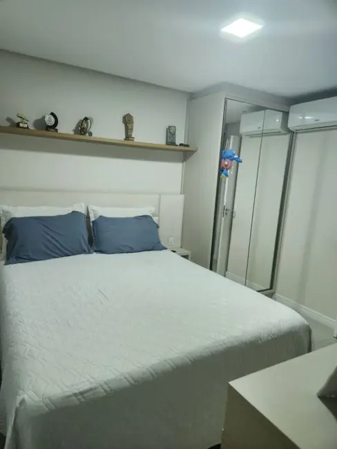 Foto 7 de Apartamento com 2 quartos à venda, 70m2 em Centro, Navegantes - SC