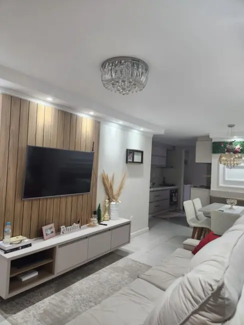 Foto 2 de Apartamento com 2 quartos à venda, 70m2 em Centro, Navegantes - SC