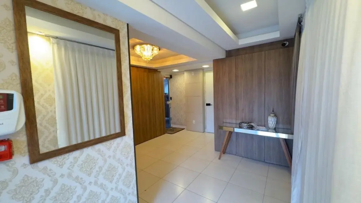 Apartamento com 2 quartos à venda, 64m2 em Centro, Navegantes - SC - imagem 3 Foto 3 de Apartamento com 2 quartos à venda, 64m2 em Centro, Navegantes - SC