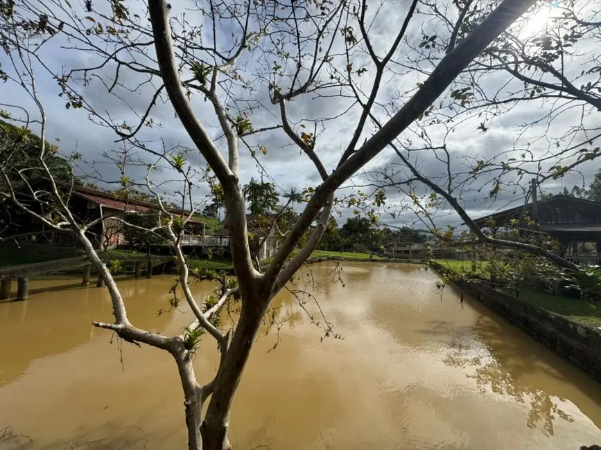 Foto 1 de Sítio / Rancho à venda, 8950m2 em Centro, Balneario Picarras - SC