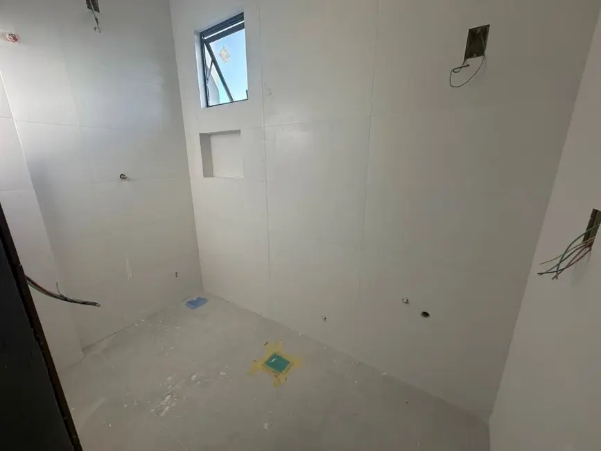 Foto 2 de Apartamento com 2 quartos à venda, 81m2 em Centro, Navegantes - SC