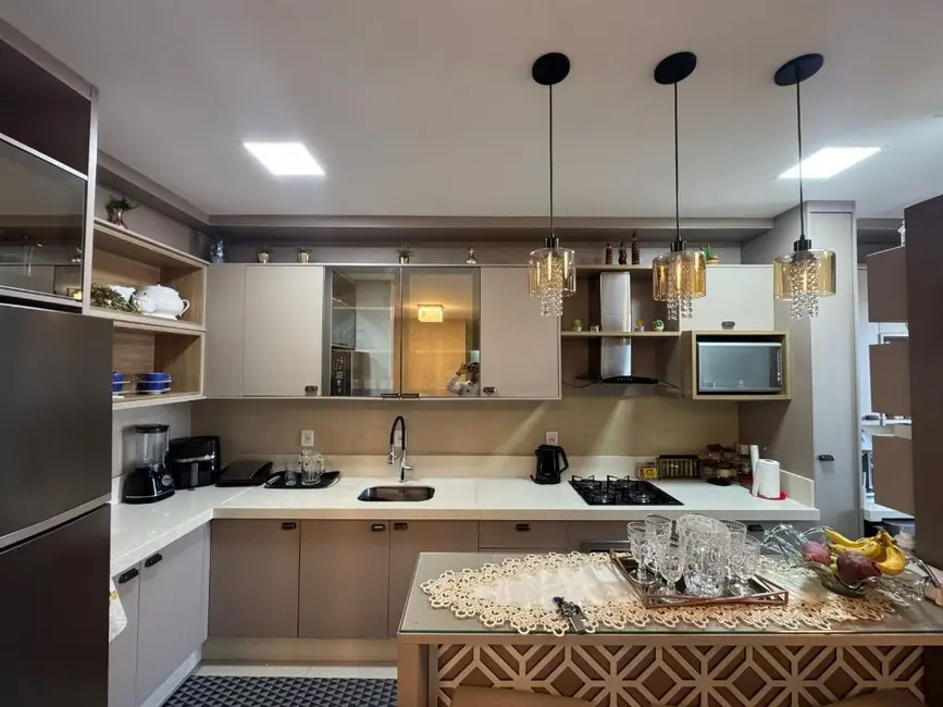 Foto 3 de Apartamento com 2 quartos à venda, 77m2 em Centro, Navegantes - SC