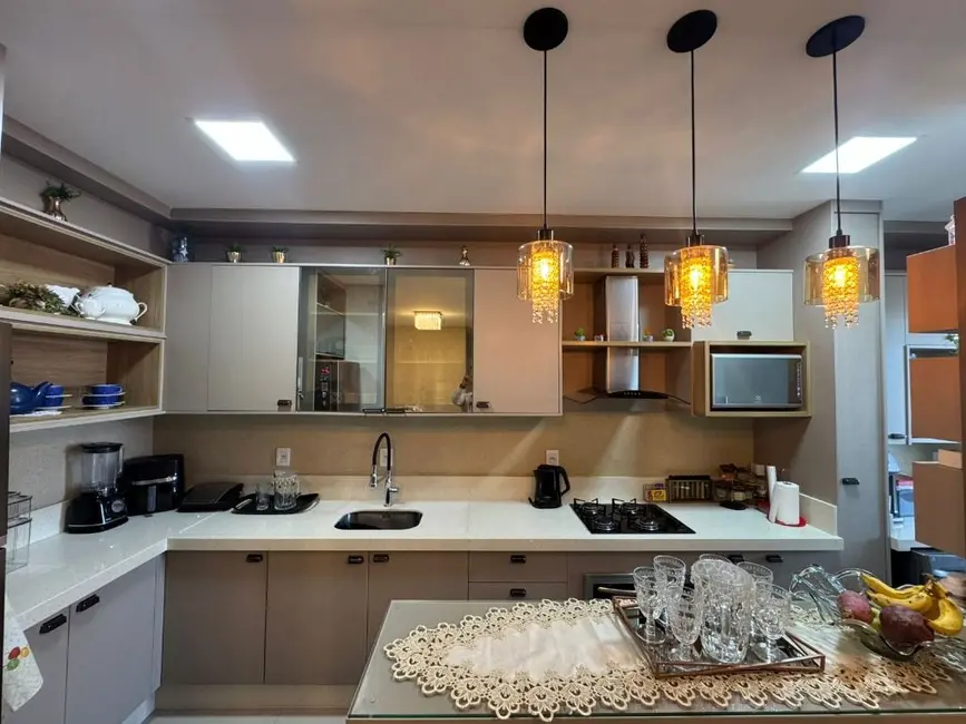 Foto 5 de Apartamento com 2 quartos à venda, 77m2 em Centro, Navegantes - SC