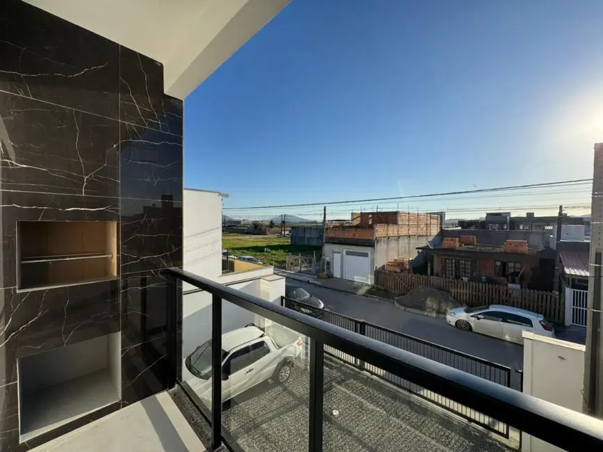 Apartamento com 2 quartos à venda, 57m2 em Espinheiros, Itajai - SC - imagem 2 Foto 2 de Apartamento com 2 quartos à venda, 57m2 em Espinheiros, Itajai - SC