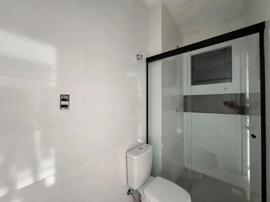 Apartamento com 2 quartos à venda, 57m2 em Espinheiros, Itajai - SC - imagem 3 Foto 3 de Apartamento com 2 quartos à venda, 57m2 em Espinheiros, Itajai - SC