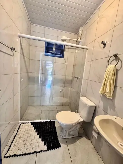 Casa com 3 quartos à venda, 221m2 em Gravatá, Navegantes - SC - imagem 8 Foto 8 de Casa com 3 quartos à venda, 221m2 em Gravatá, Navegantes - SC