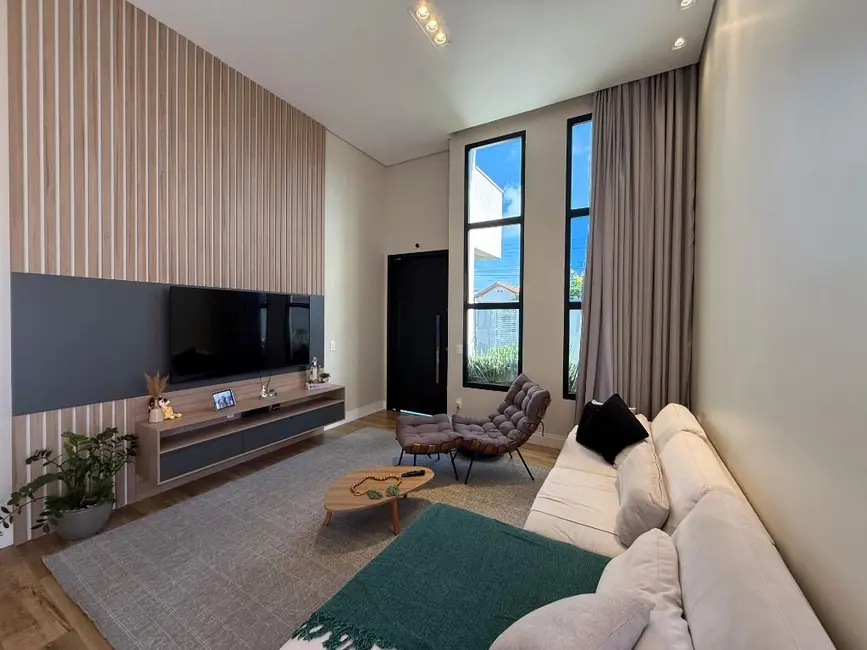 Foto 5 de Casa com 2 quartos à venda, 350m2 em Meia Praia, Navegantes - SC