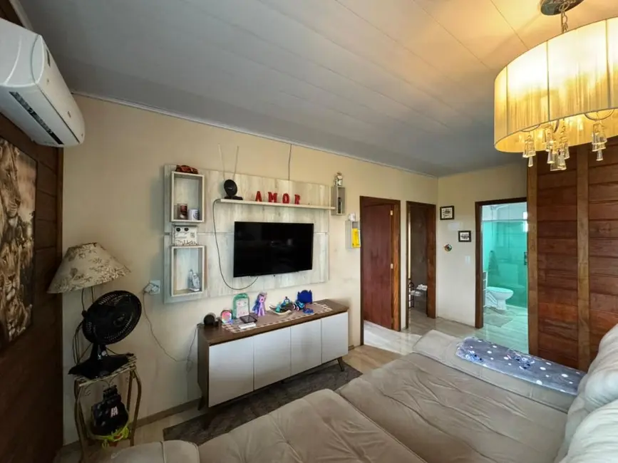 Foto 2 de Chácara com 3 quartos à venda, 180m2 em Escalvados, Navegantes - SC