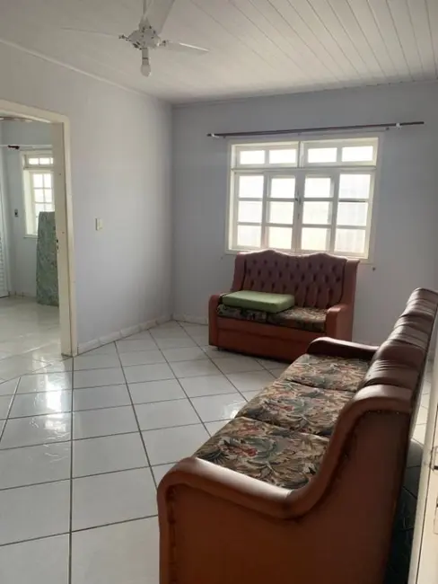 Casa com 3 quartos à venda, 360m2 em Gravatá, Navegantes - SC - imagem 4 Foto 4 de Casa com 3 quartos à venda, 360m2 em Gravatá, Navegantes - SC