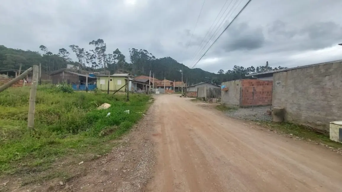Foto 1 de Terreno / Lote à venda, 240m2 em Escalvados, Navegantes - SC