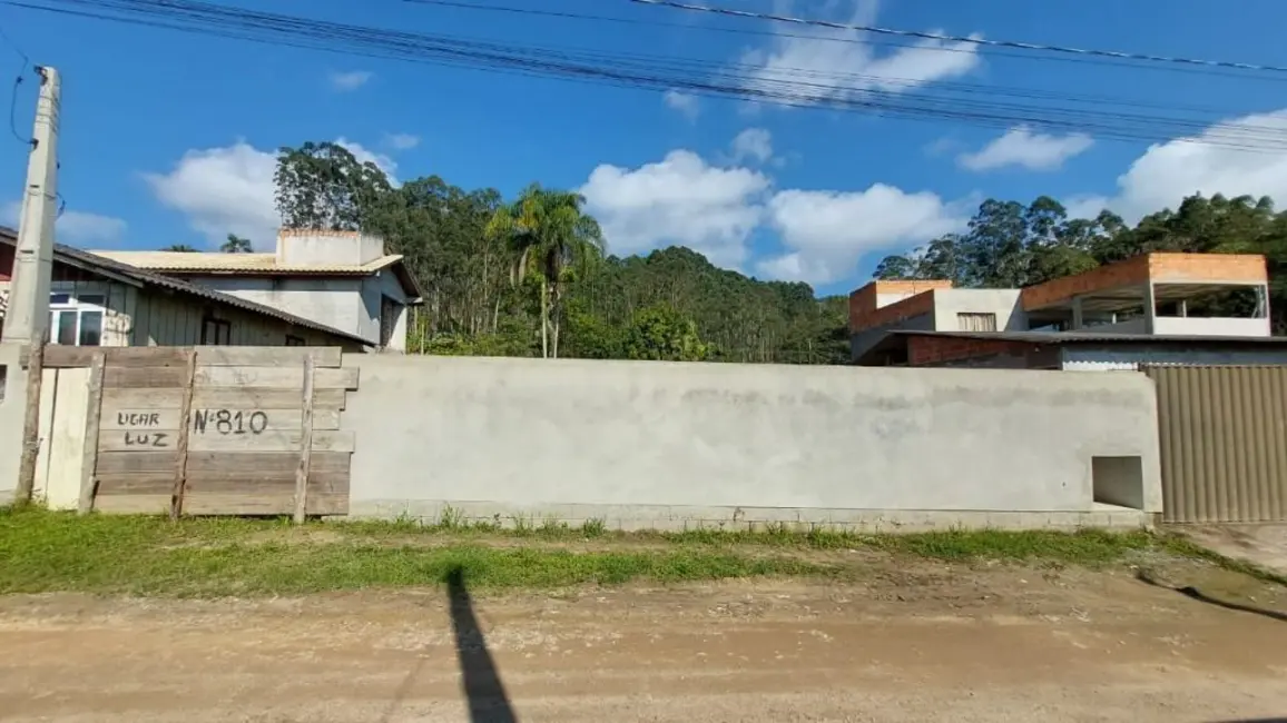 Foto 1 de Terreno / Lote à venda, 450m2 em Escalvados, Navegantes - SC