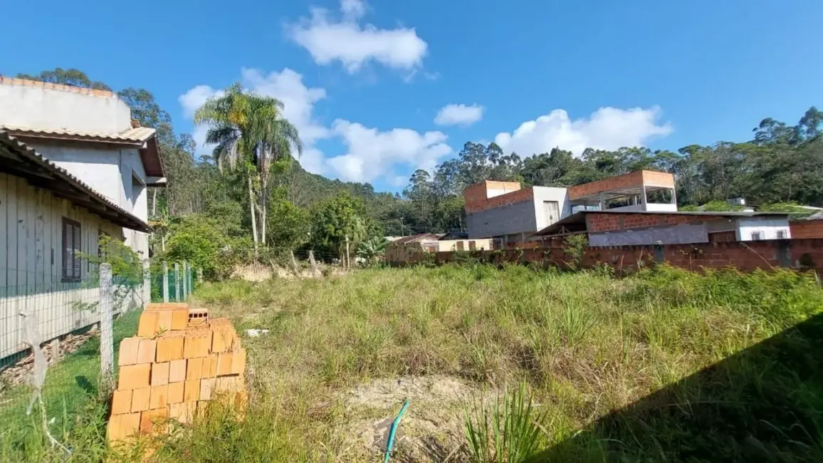 Foto 3 de Terreno / Lote à venda, 450m2 em Escalvados, Navegantes - SC