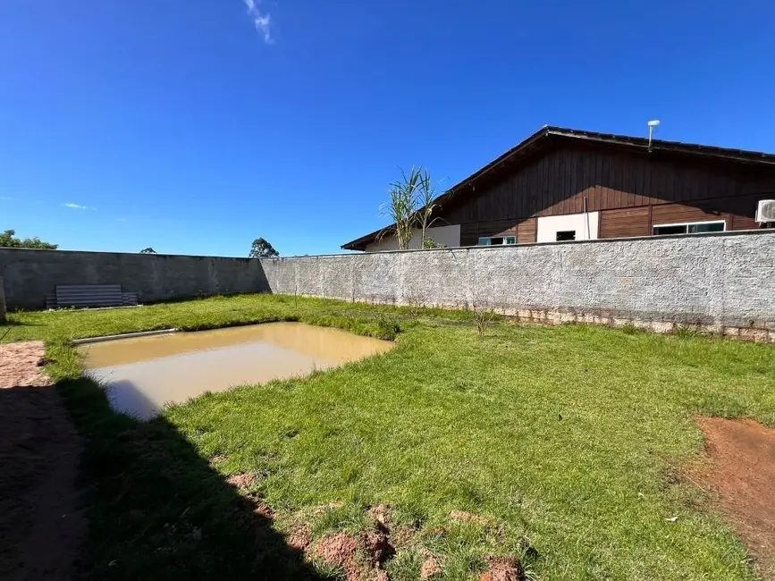 Foto 3 de Chácara com 3 quartos à venda, 840m2 em Escalvados, Navegantes - SC