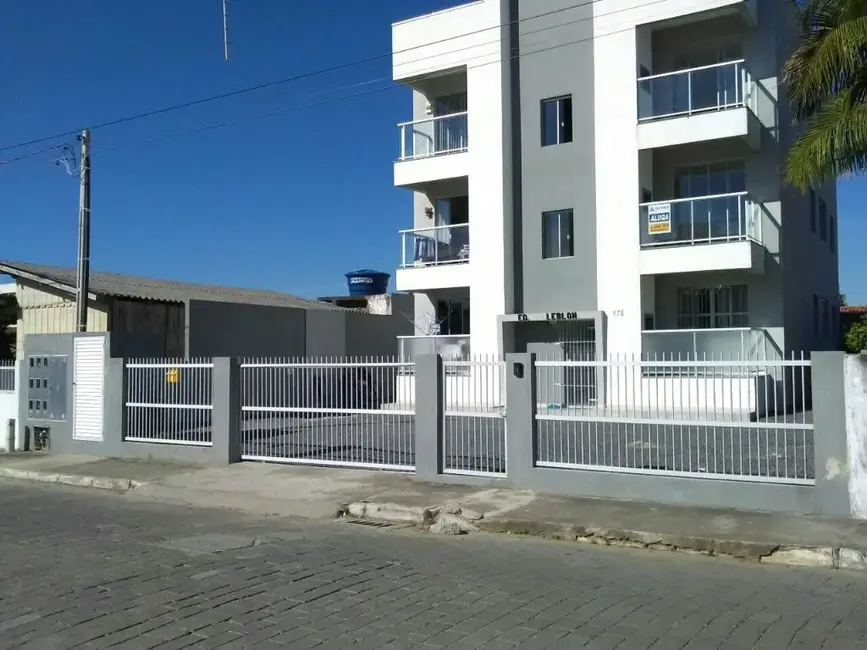 Foto 1 de Apartamento com 2 quartos à venda, 67m2 em Centro, Navegantes - SC