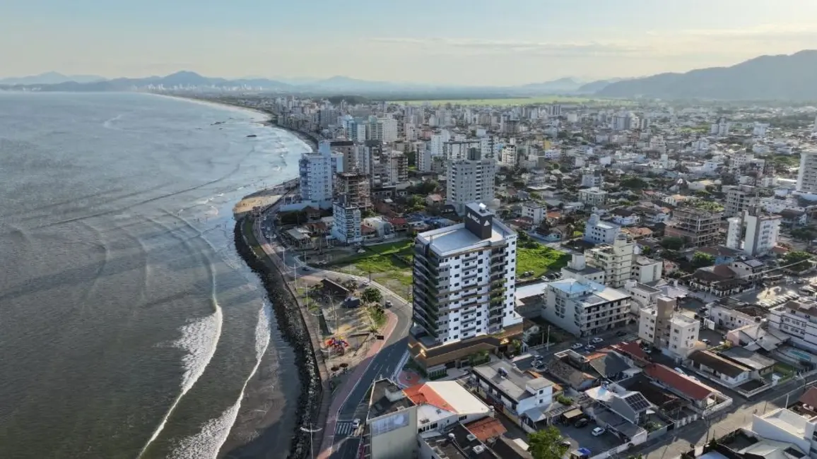 Foto 4 de Apartamento com 3 quartos à venda, 141m2 em Gravatá, Navegantes - SC