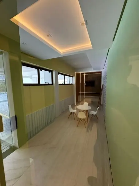 Foto 4 de Apartamento com 2 quartos à venda, 117m2 em Machados, Navegantes - SC