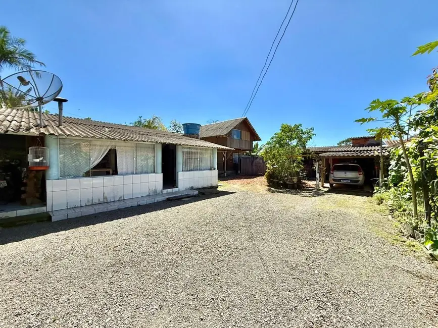 Casa com 5 quartos à venda, 612m2 em Penha - SC - imagem 1 Foto 1 de Casa com 5 quartos à venda, 612m2 em Penha - SC