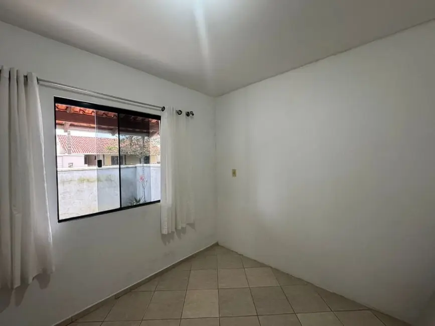 Foto 9 de Casa com 3 quartos à venda, 240m2 em Meia Praia, Navegantes - SC