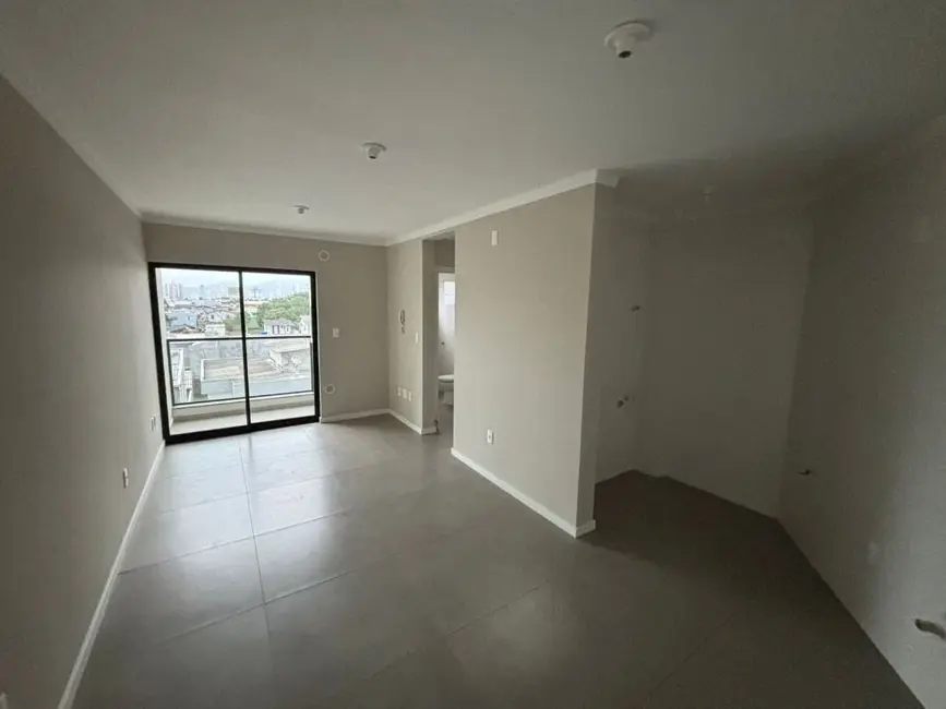 Foto 8 de Apartamento com 2 quartos à venda, 54m2 em Centro, Navegantes - SC