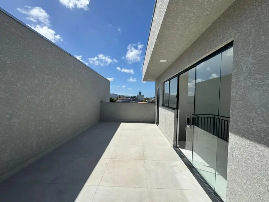 Foto 3 de Sobrado com 3 quartos à venda, 173m2 em Centro, Navegantes - SC