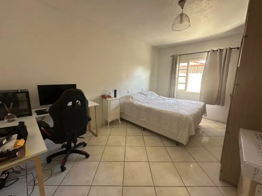 Foto 3 de Casa com 3 quartos à venda, 300m2 em Meia Praia, Navegantes - SC