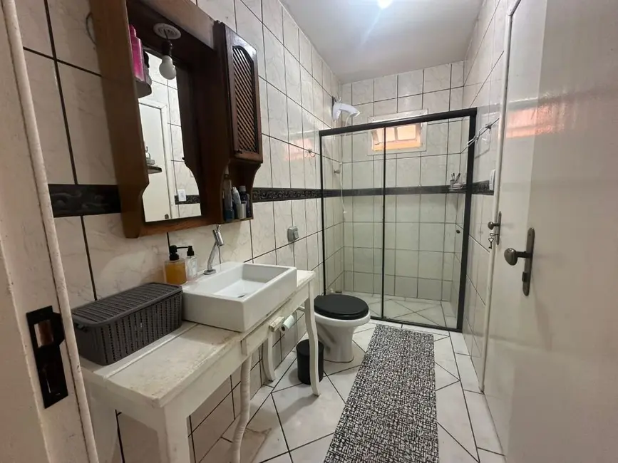 Foto 6 de Casa com 3 quartos à venda, 300m2 em Meia Praia, Navegantes - SC