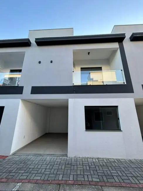 Foto 1 de Sobrado com 2 quartos à venda, 93m2 em Centro, Navegantes - SC