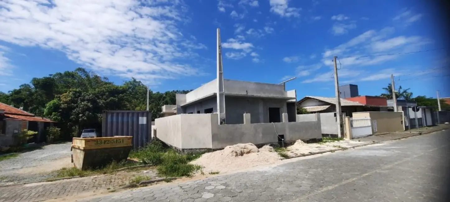 Foto 3 de Casa com 2 quartos à venda, 120m2 em Meia Praia, Navegantes - SC
