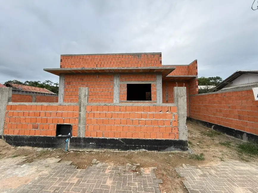 Casa com 2 quartos à venda, 120m2 em Meia Praia, Navegantes - SC - imagem 2 Foto 2 de Casa com 2 quartos à venda, 120m2 em Meia Praia, Navegantes - SC