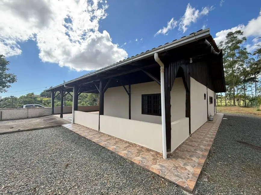 Foto 1 de Chácara com 3 quartos à venda, 2078m2 em Balneario Picarras - SC