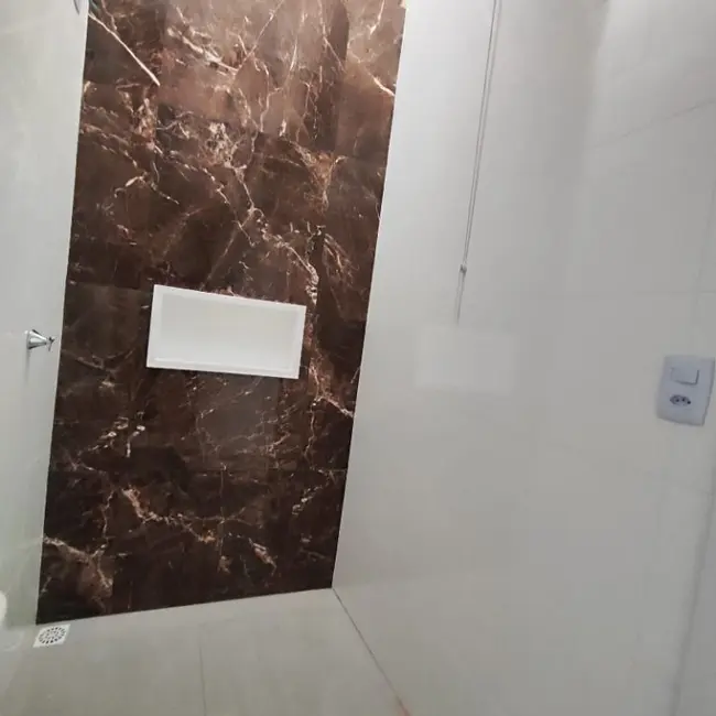 Foto 2 de Casa com 2 quartos à venda, 100m2 em Espinheiros, Itajai - SC