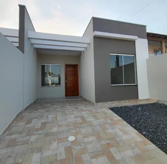 Foto 1 de Casa com 2 quartos à venda, 100m2 em Espinheiros, Itajai - SC