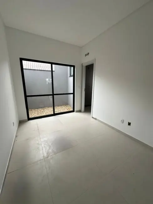 Foto 3 de Apartamento com 2 quartos à venda, 62m2 em Centro, Navegantes - SC