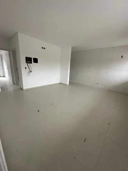 Foto 2 de Apartamento com 2 quartos à venda, 62m2 em Centro, Navegantes - SC