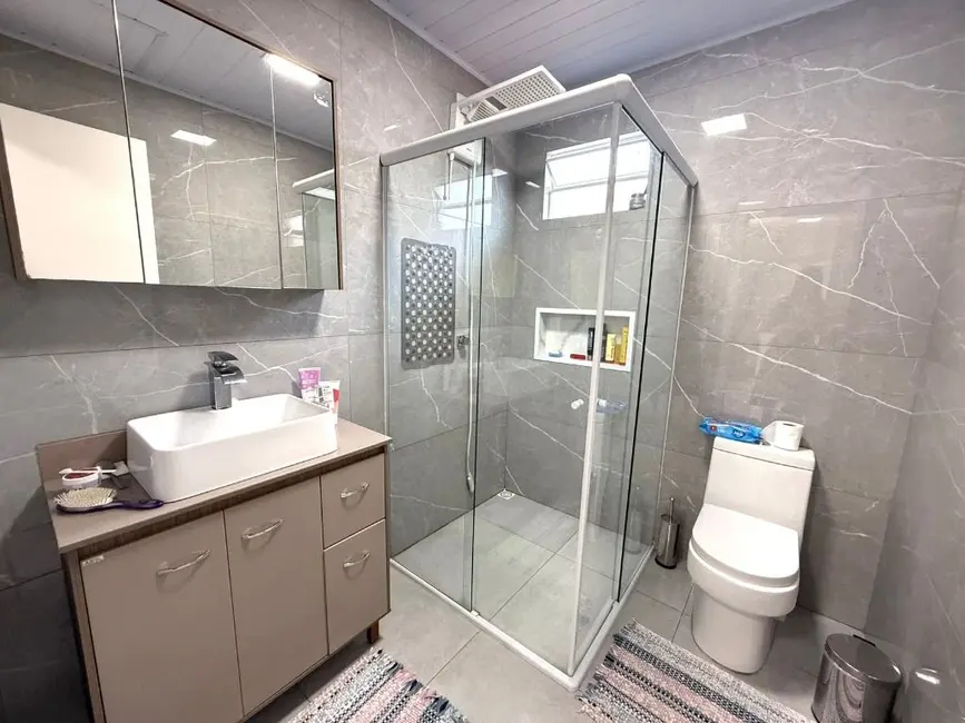 Foto 9 de Casa com 3 quartos à venda, 226m2 em Centro, Navegantes - SC