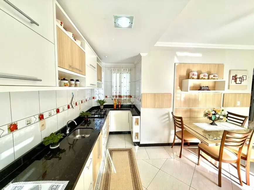 Foto 4 de Casa com 3 quartos à venda, 393m2 em Gravatá, Navegantes - SC