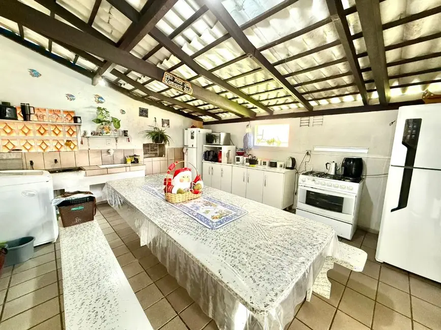 Foto 2 de Casa com 2 quartos à venda, 300m2 em Gravatá, Navegantes - SC