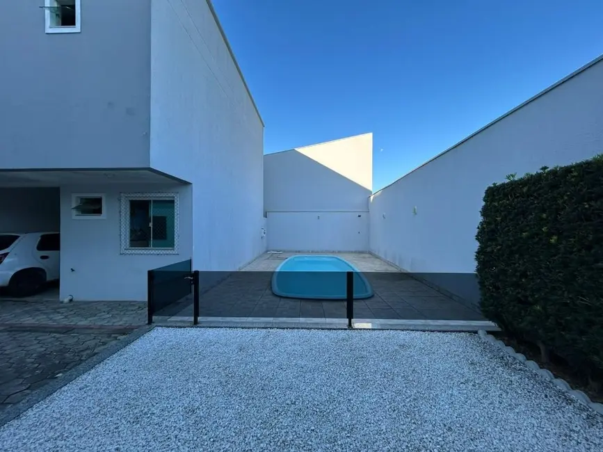 Foto 8 de Casa com 2 quartos à venda, 93m2 em Centro, Navegantes - SC