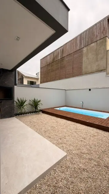 Foto 3 de Casa com 3 quartos à venda, 150m2 em Meia Praia, Navegantes - SC