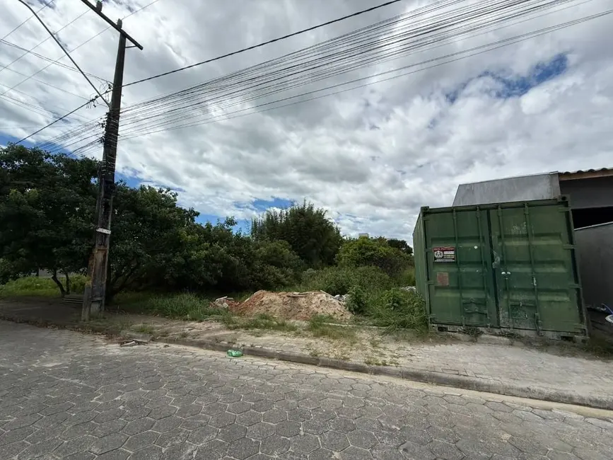 Foto 2 de Terreno / Lote à venda, 300m2 em Meia Praia, Navegantes - SC