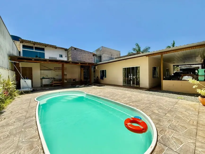 Foto 3 de Casa com 2 quartos à venda, 362m2 em Centro, Navegantes - SC