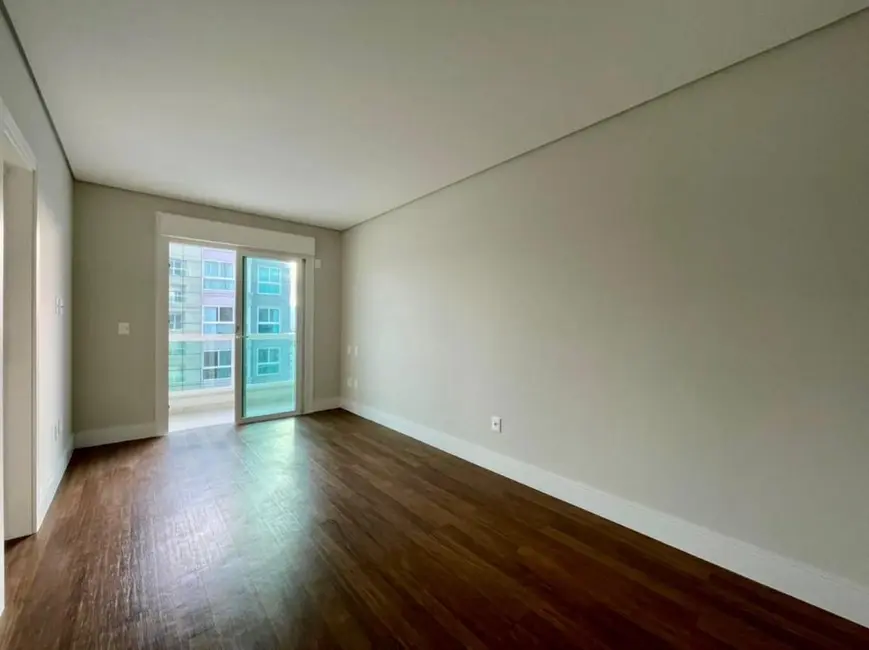 Foto 8 de Apartamento com 3 quartos à venda, 120m2 em Gravatá, Navegantes - SC