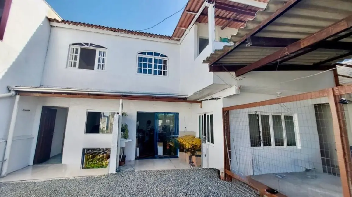 Foto 1 de Casa com 5 quartos à venda, 187m2 em Meia Praia, Navegantes - SC